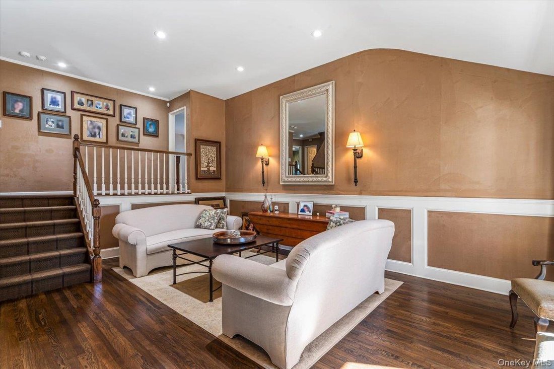 Casa en Plainview, Nueva York, Estados Unidos 3 - 19155036