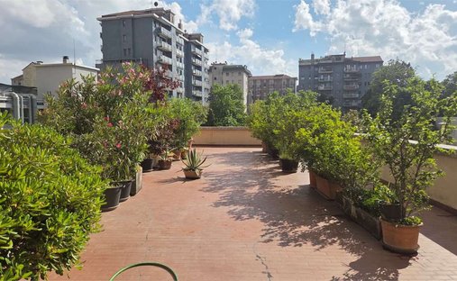Apartamento en Govone, Milán, Italia 1