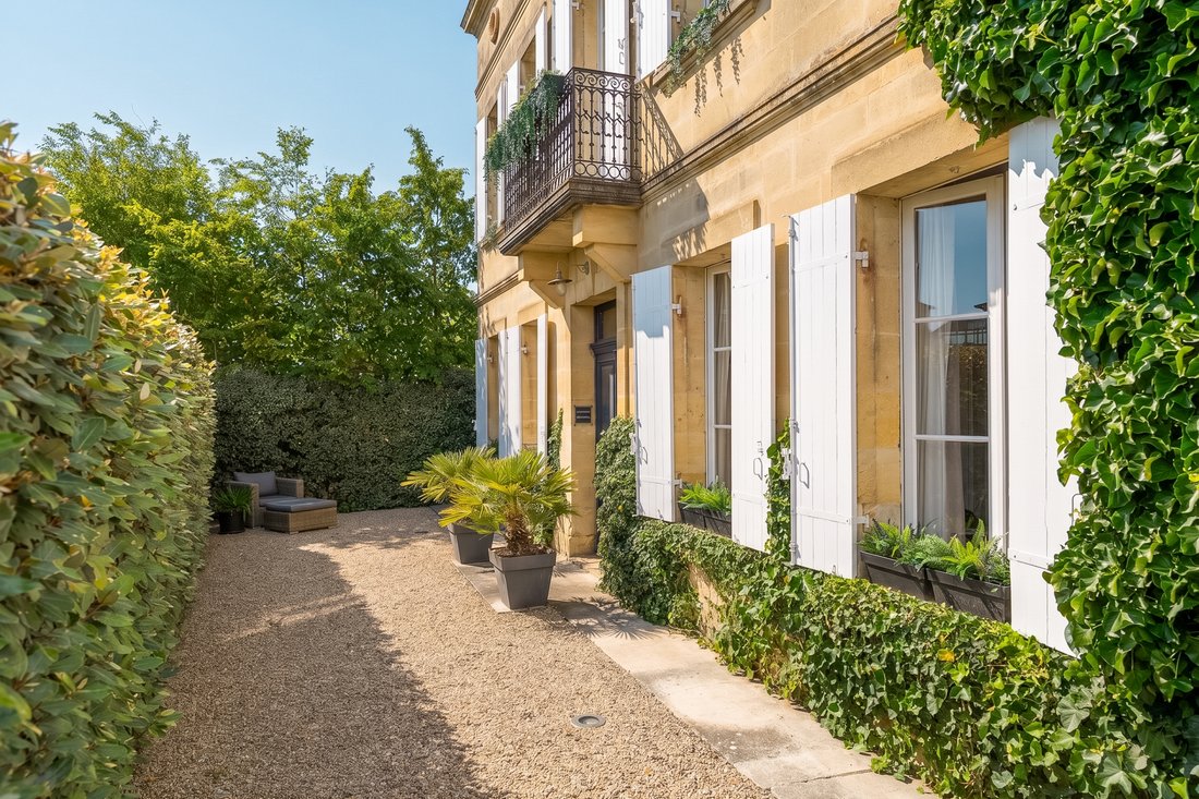 Maison à Saint-Émilion, Nouvelle-Aquitaine, France 2 - 19153559