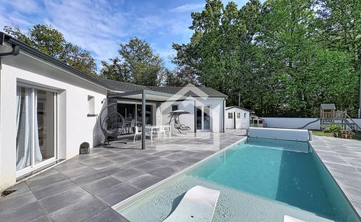 Haus in Bonnetan, Neu-Aquitanien, Frankreich 1
