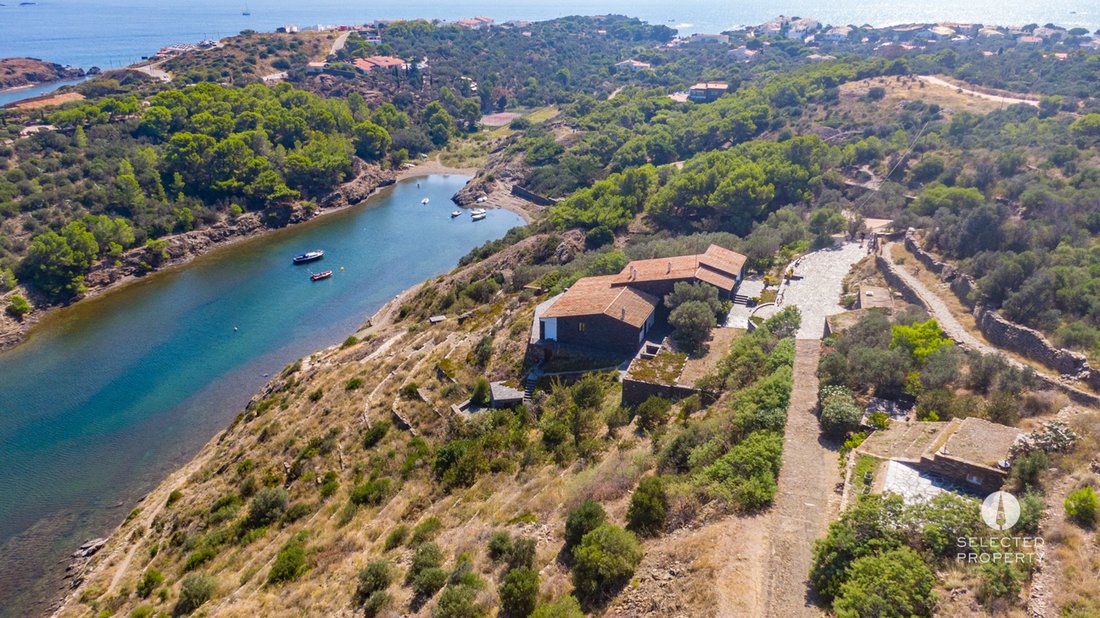 Villa in Cadaques, Catalonia, Spain 1 - 19153547