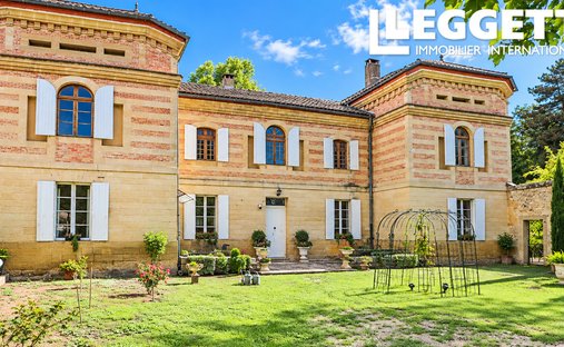 Schloss in Uzès, Okzitanien, Frankreich 1