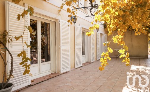 Maison à Est, Solliès-Pont, France 1