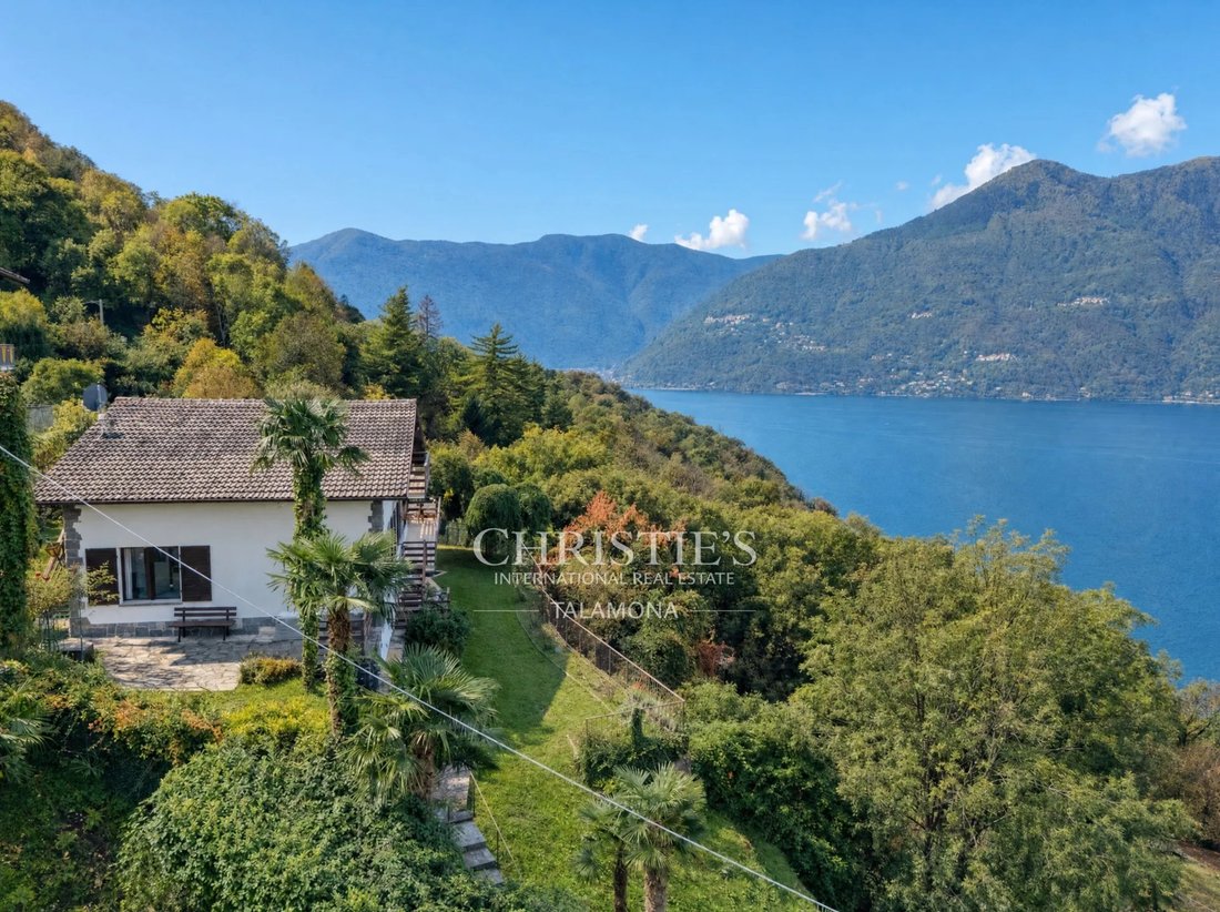 Villa en Tronzano Lago Maggiore, Lombardía, Italia 1 - 19155557