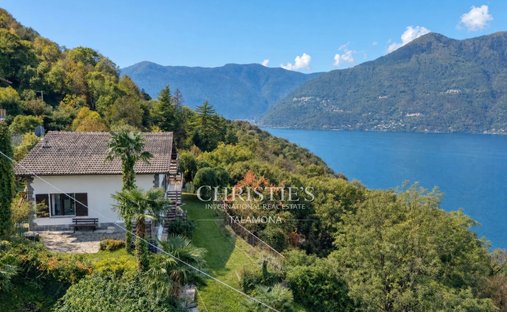 Villa en Tronzano Lago Maggiore, Lombardía, Italia 1