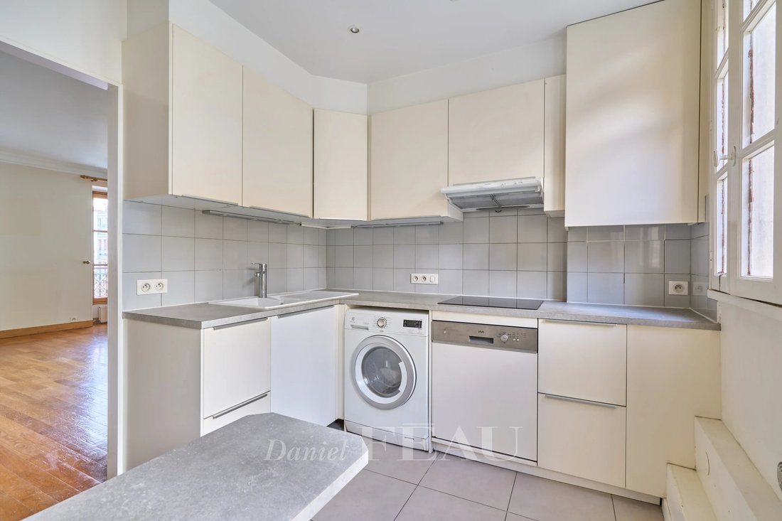 Apartment in Gros Caillou, Paris 7e Arrondissement, Paris 5 - 19153340