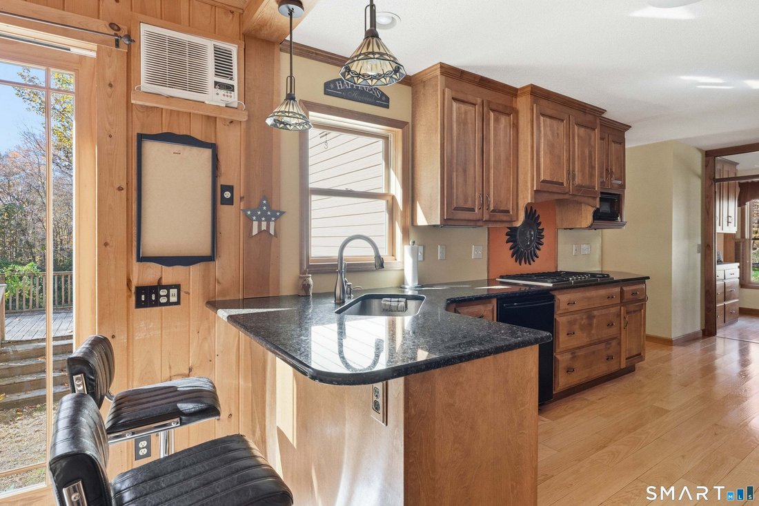House in Andover, Connecticut, United States 4 - 19154154