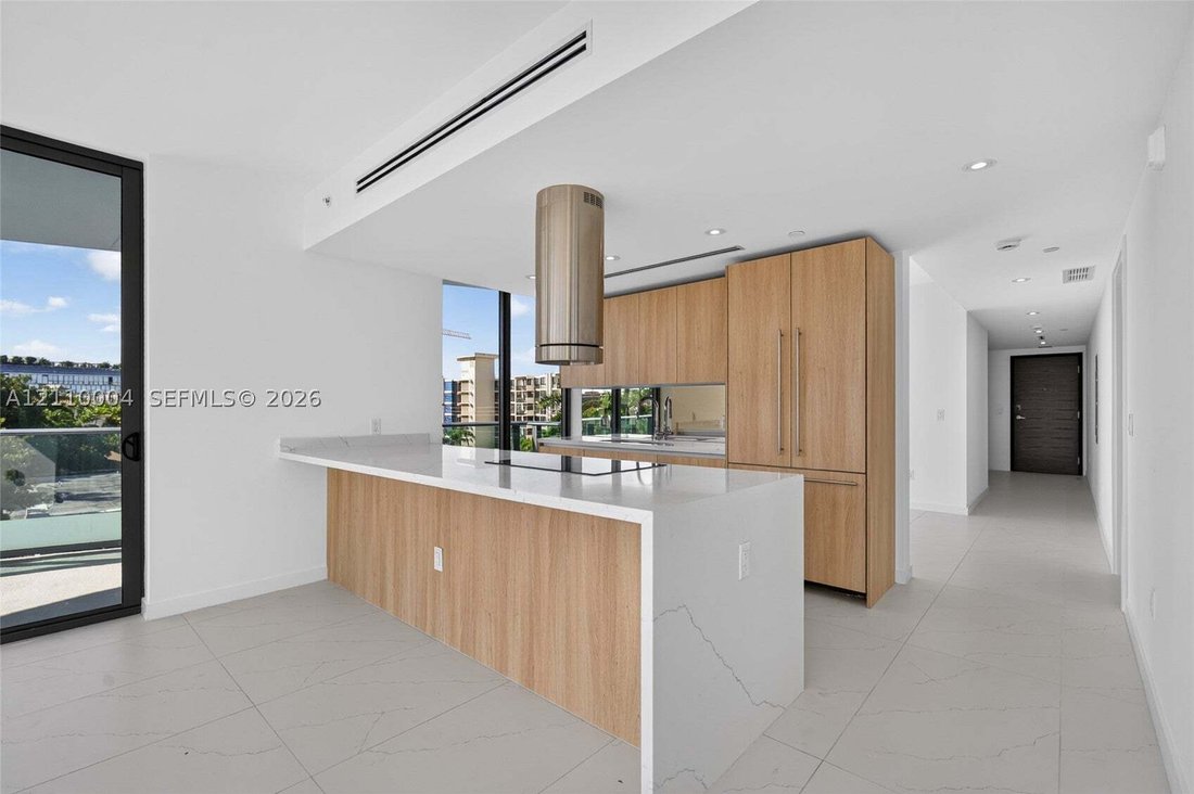 Condominio en Bal Harbour, Florida, Estados Unidos 2 - 19155808