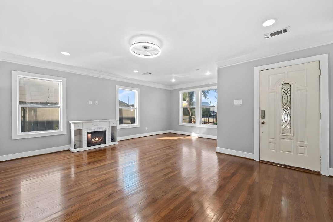 House in Houston, Texas, United States 3 - 19155906