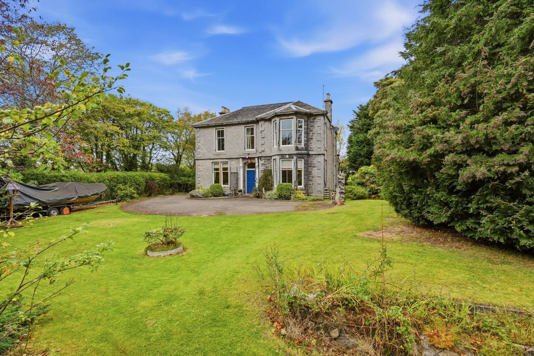 House in Burdiehouse, Edinburgh County, Scotland 1 - 19153046