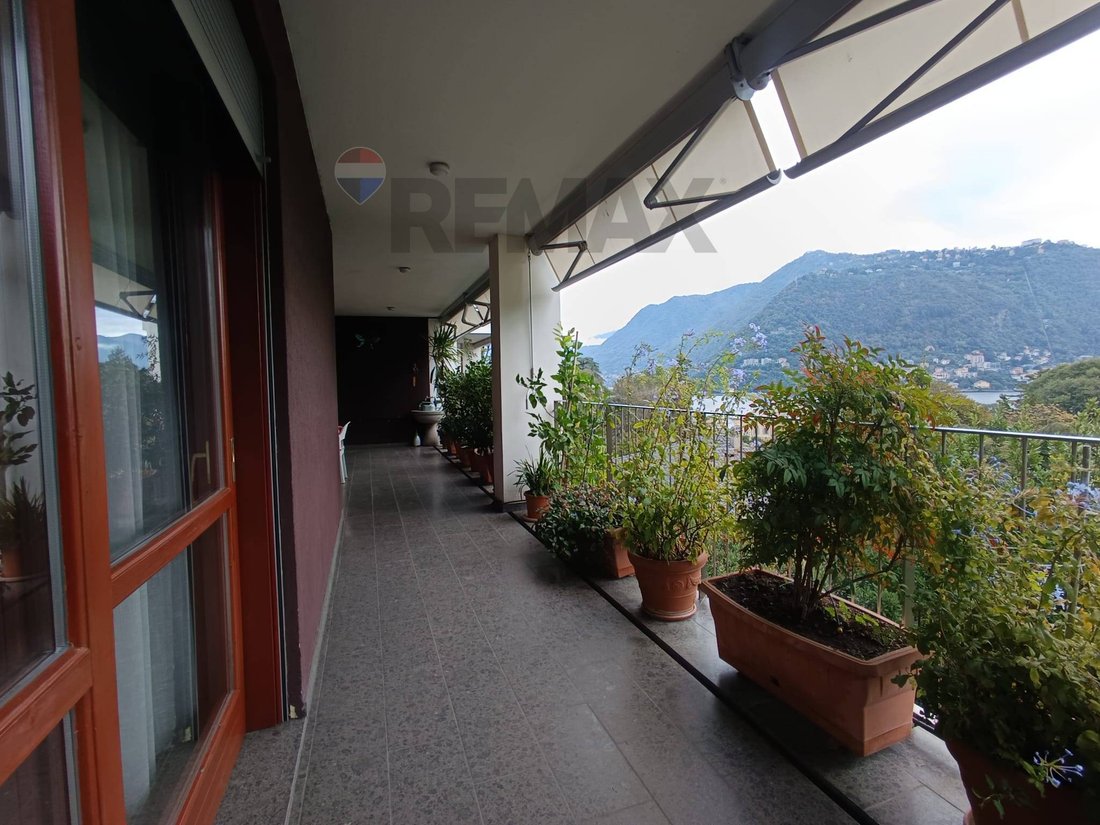 Apartment in Centro-Lago Occidentale, Como, Lombardy 4 - 19157315