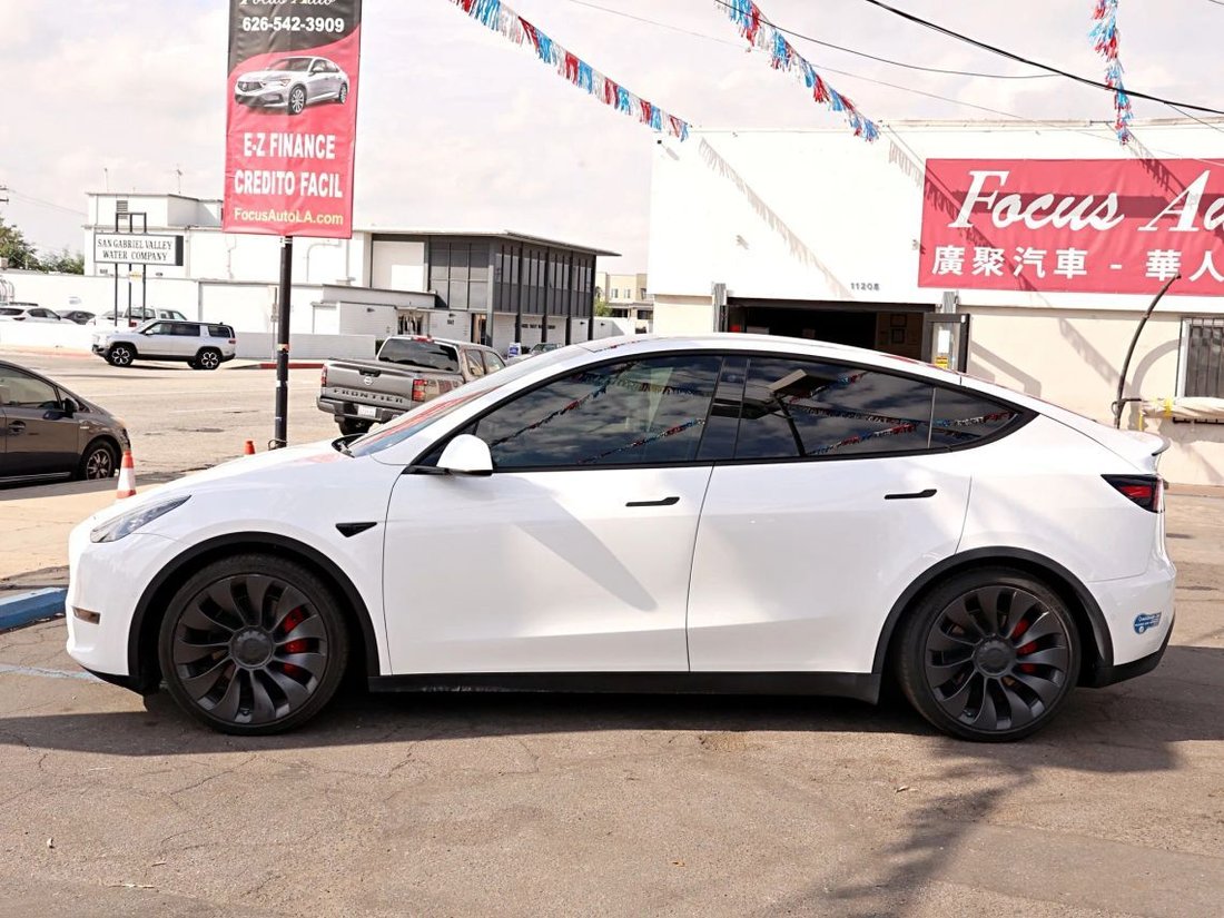 Suv in El Monte, CA, United States 3 - 19156650