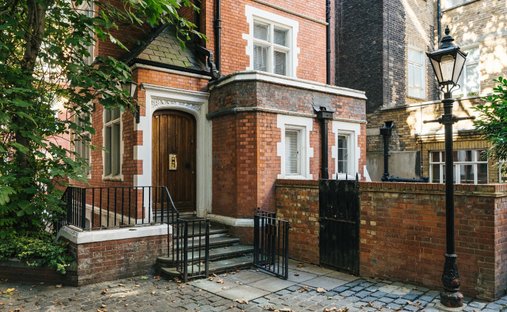 House in EC2, England 1