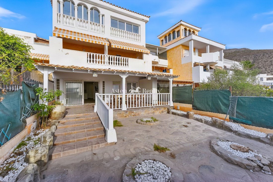 Apartment in Los Cristianos, Canary Islands, Spain 3 - 19154947