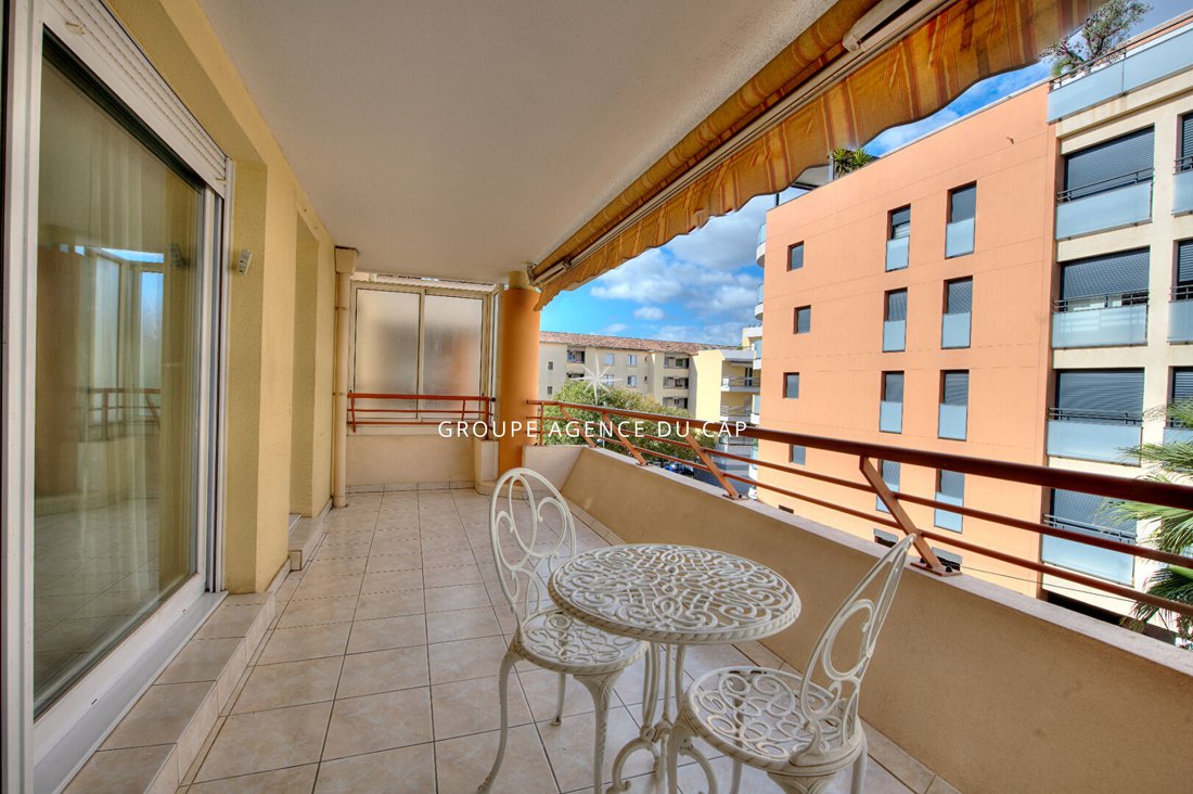Apartment in Iscles, Saint-Raphaël, France 2 - 19153802