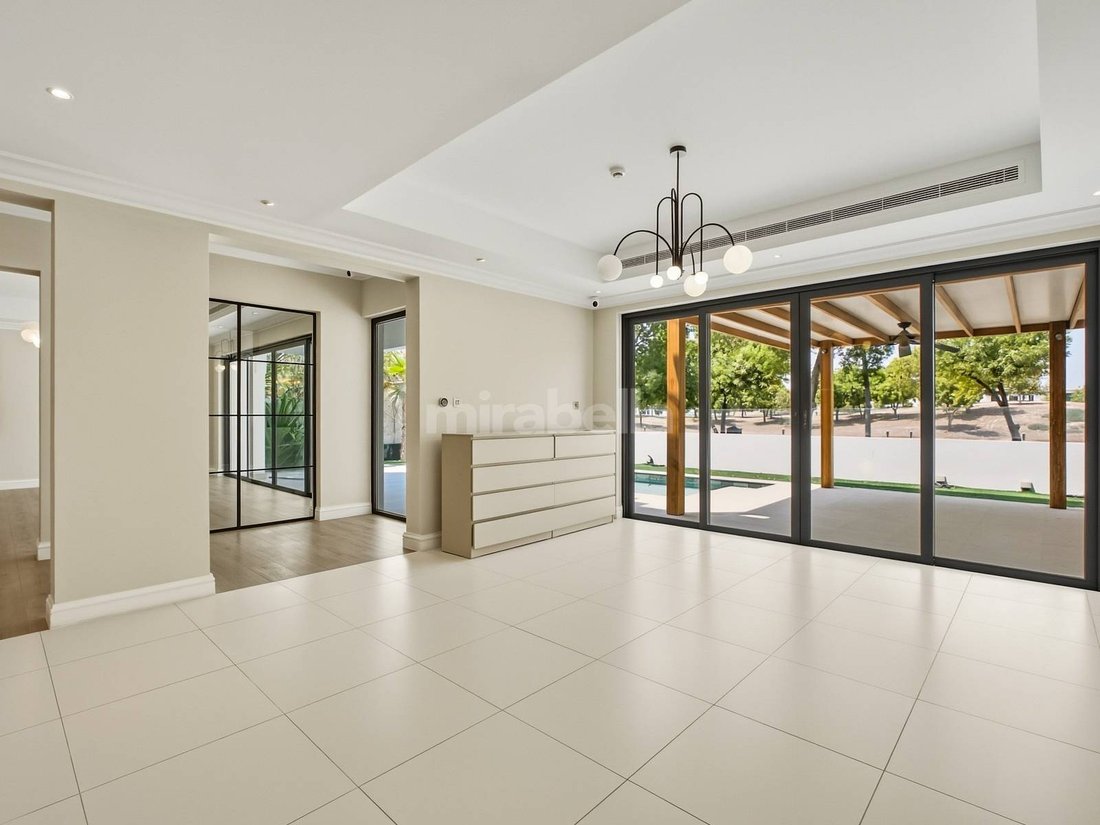 Villa in Jumeirah Golf Estates, Dubai, United Arab Emirates 5 - 19155989