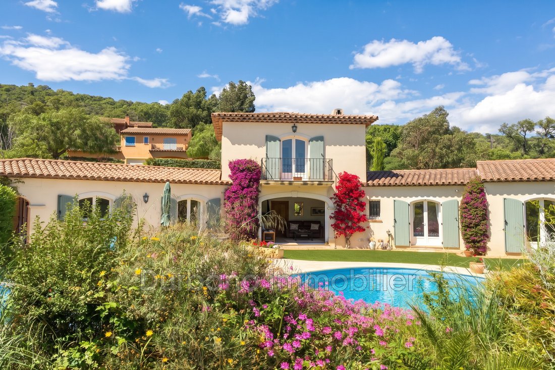 Villa in Le Plan-de-la-Tour, Provence-Alpes-Côte d'Azur, Frankreich 1 - 19153067