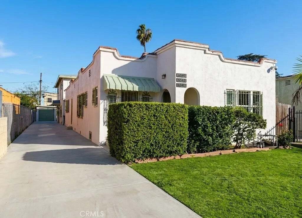 Los Angeles, California, United States 1 - 18808152