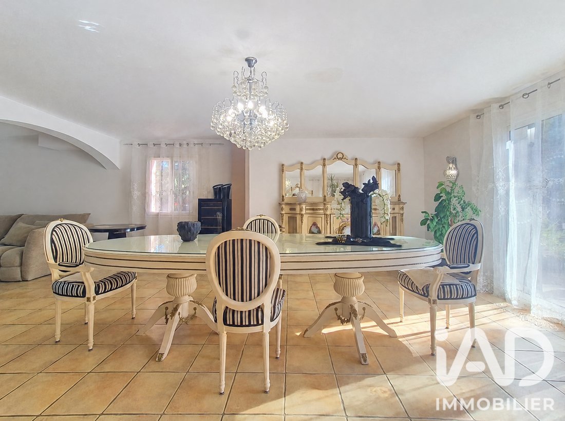 Haus in Nans-les-Pins, Provence-Alpes-Côte d'Azur, Frankreich 5 - 19154071