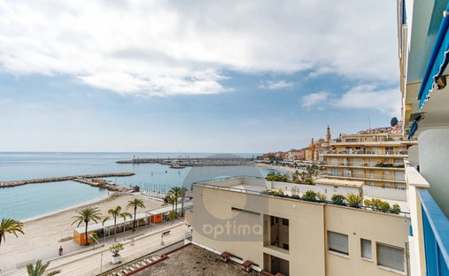 Appartamento a Mentone, Provenza-Alpi-Costa Azzurra, Francia 1
