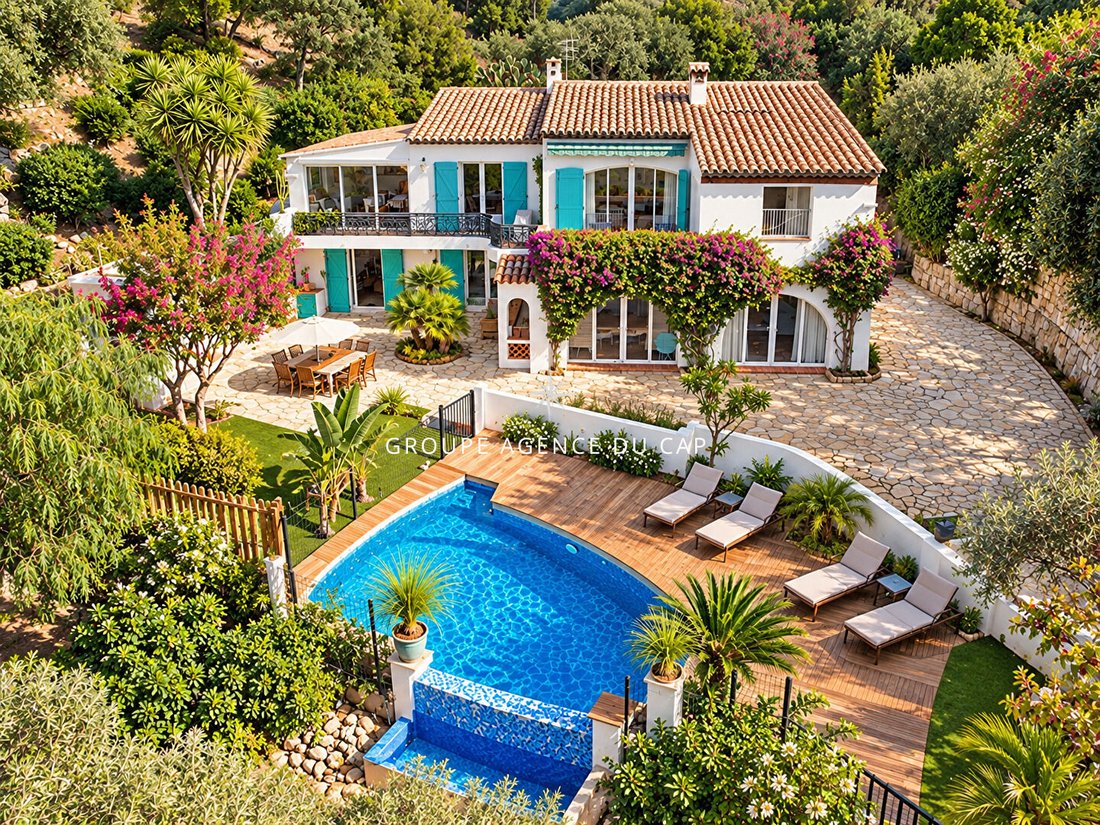 Villa à Les Issambres, Roquebrune-sur-Argens, France 1 - 13090446