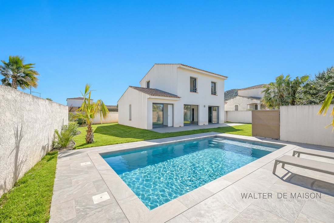 Villa a La Crau, Provenza-Alpi-Costa Azzurra, Francia 1 - 19156841