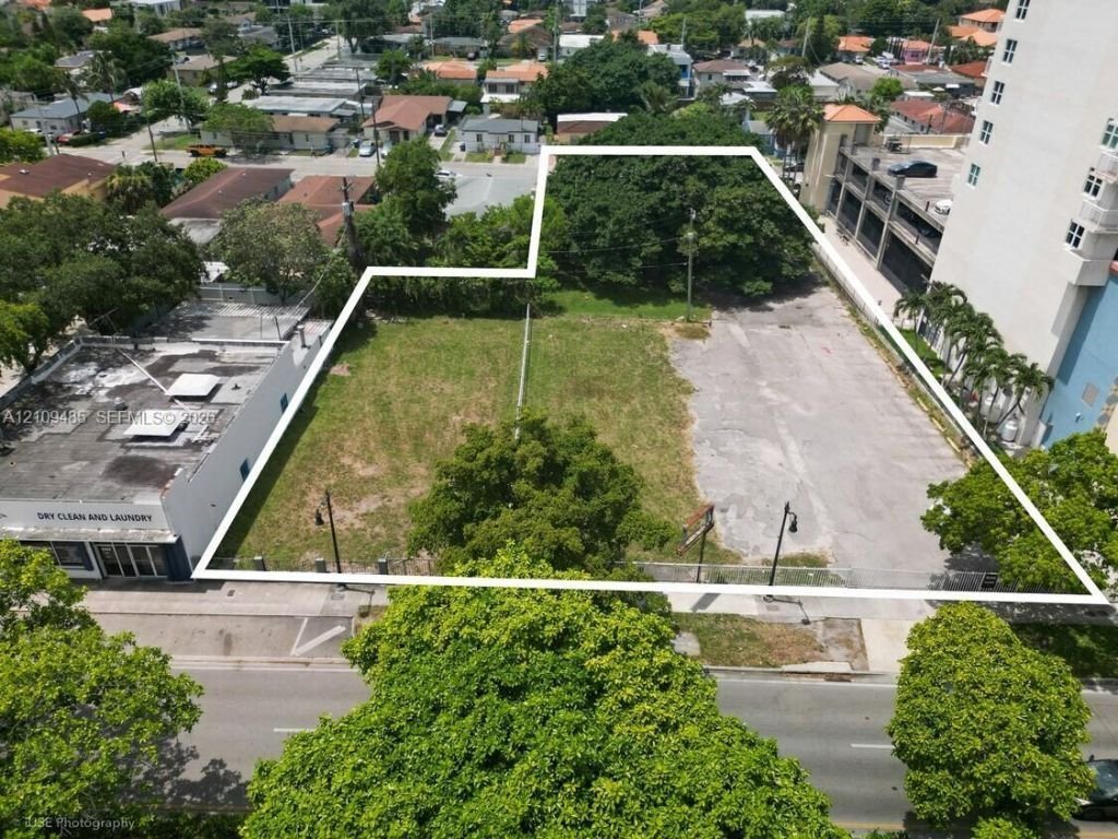 Terreno a Miami, Florida, Stati Uniti 1 - 19157504
