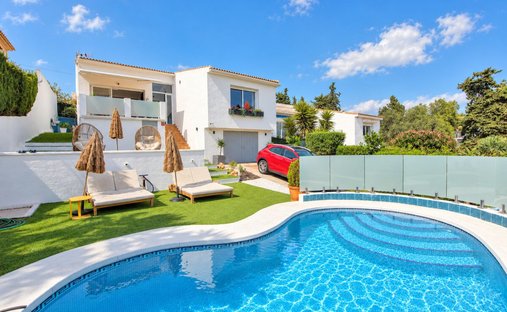 Villa in El Chaparral, Puerto de la Torre, Malaga 1