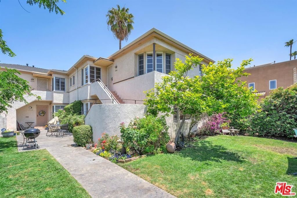 Los Angeles, California, United States 1 - 19154626