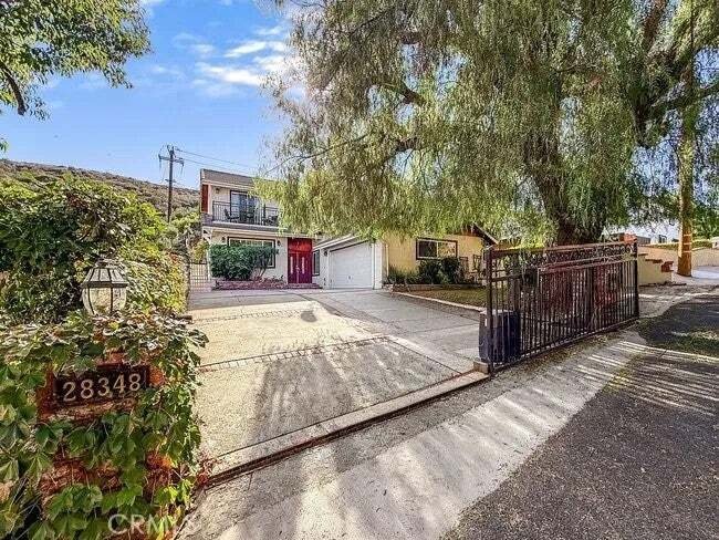 Casa a Agoura Hills, California, Stati Uniti 2 - 19152296