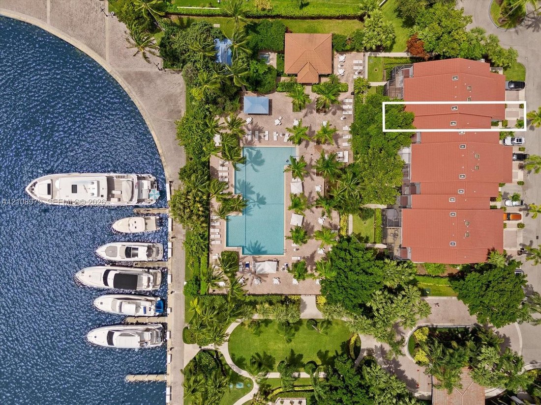 Maison de ville à Aventura, Floride, États-Unis 1 - 19153376