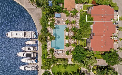 Stadthaus in Aventura, Florida, Vereinigte Staaten 1