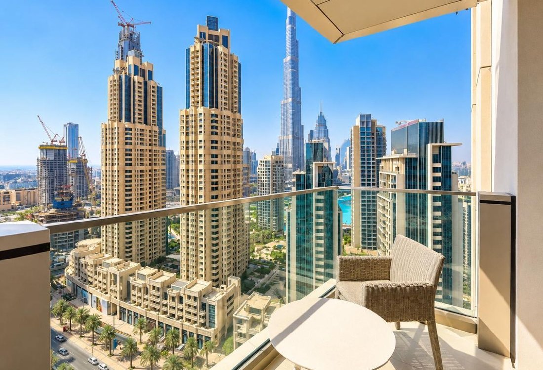 Apartment in Downtown Dubai, Dubai, United Arab Emirates 1 - 19157475