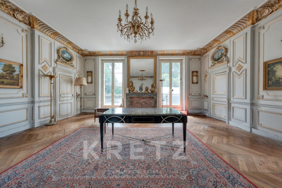 Schloss in Fontenay-le-Vicomte, Île-de-France, Frankreich 2 - 19153700