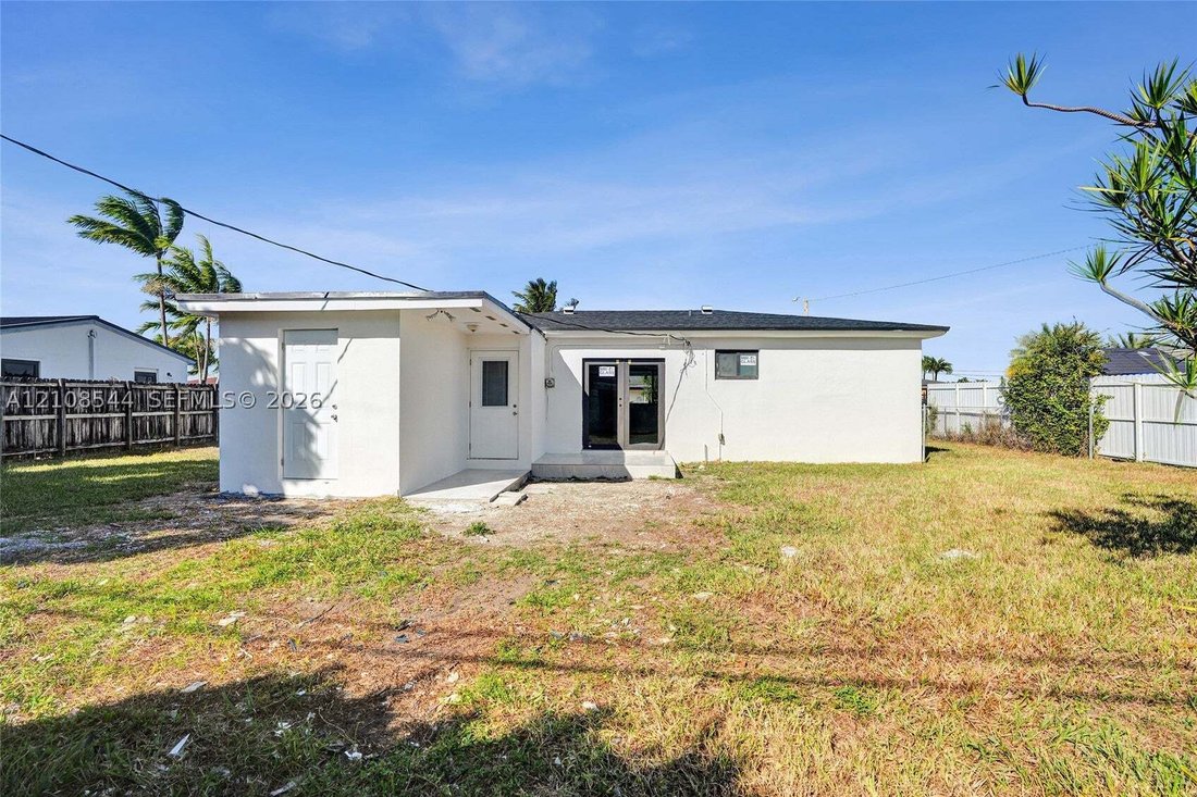 House in Miami, Florida, United States 5 - 19155763