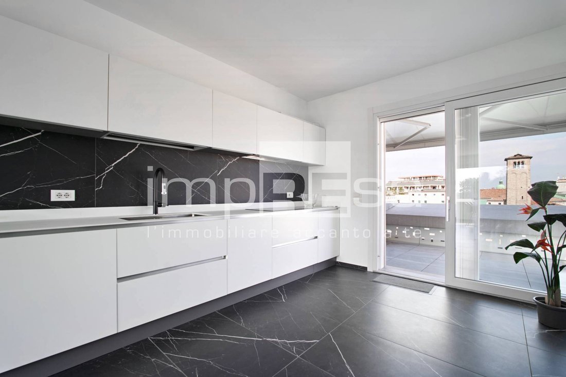 Apartment in Stazione, Treviso, Italy 2 - 19157332