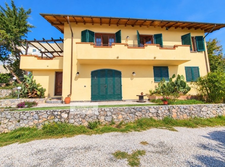 Villa in Massarosa, Tuscany, Italy 5 - 19152554