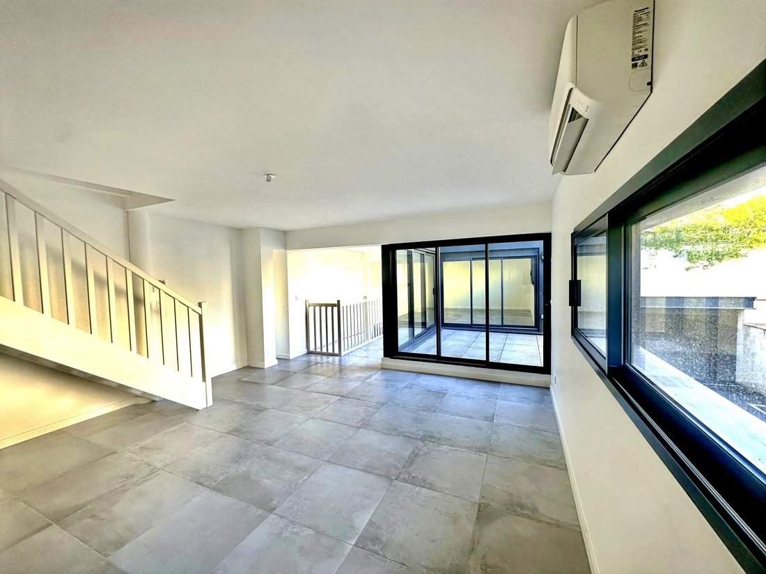 Townhouse in Grand Parc-Chartrons-Paul Doumer, Bordeaux, France 3 - 19153093