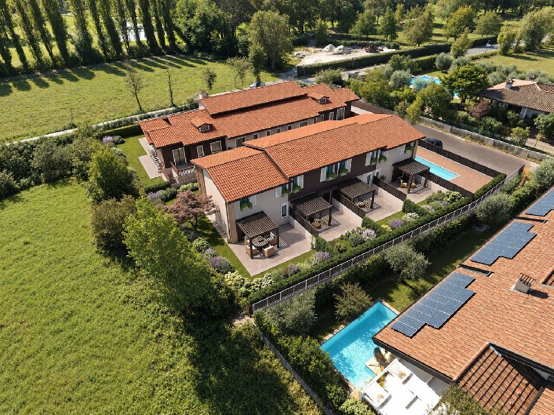 Villa in Manerba del Garda, Lombardy, Italy 1 - 19154511