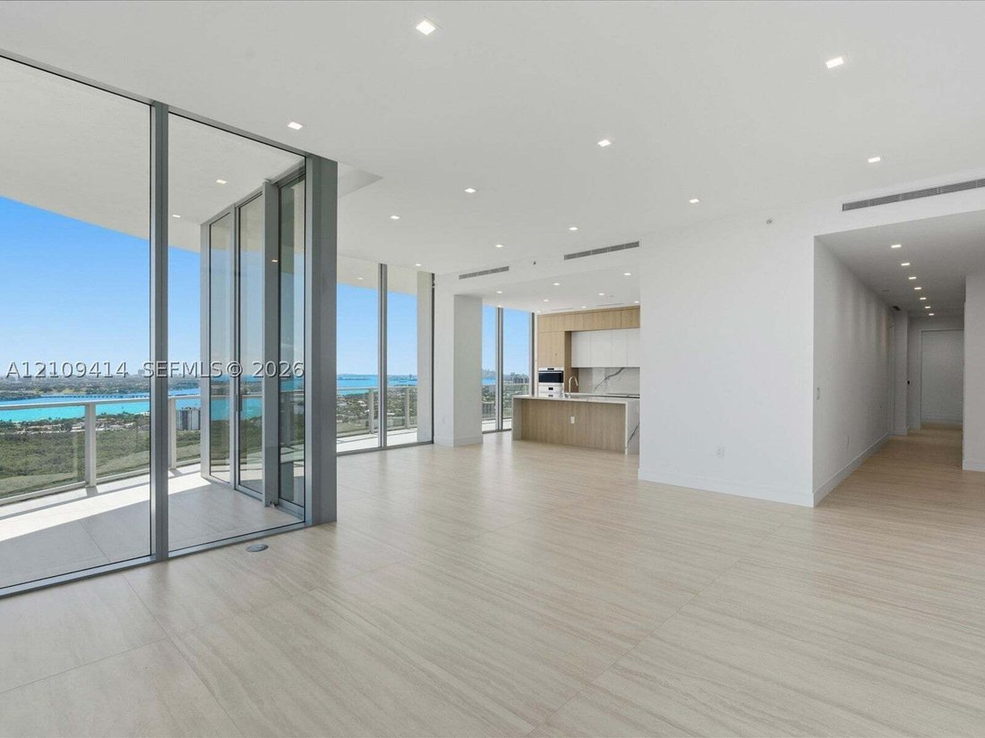 Condo in North Miami Beach, Florida, United States 5 - 19155760