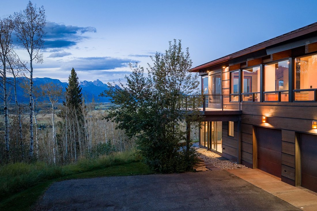House in Jackson, Wyoming, United States 2 - 19152974