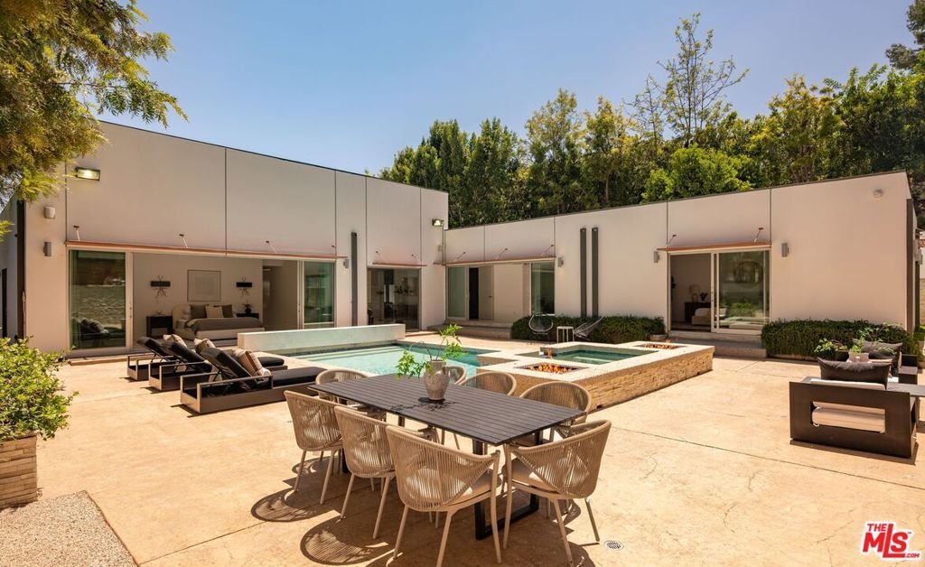 House in Los Angeles, California, United States 2 - 19154636