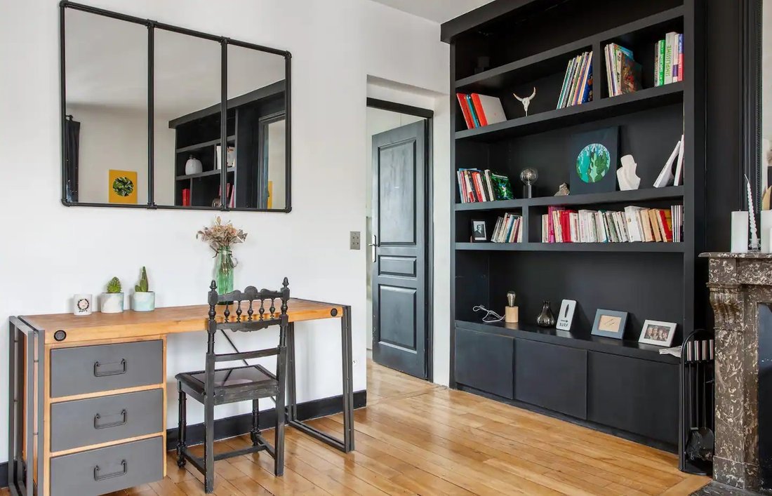 Apartment in Faubourg du Temple-Hôpital Saint Louis, Paris 10e Arrondissement, Paris 4 - 19153629