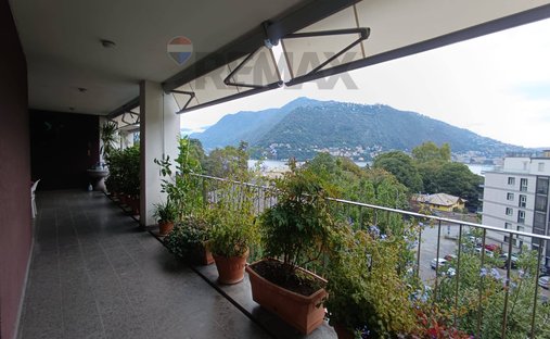 Apartamento en Centro-Lago Occidentale, Como, Lombardía 1