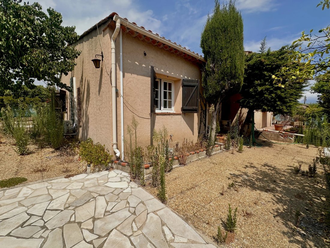 Haus in Saint-Laurent-du-Var, Provence-Alpes-Côte d'Azur, Frankreich 1 - 19153141