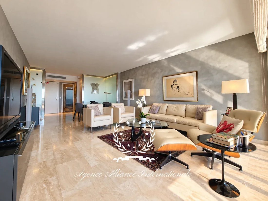 Apartment in Vieux Cannet, Le Cannet, France 4 - 19156270