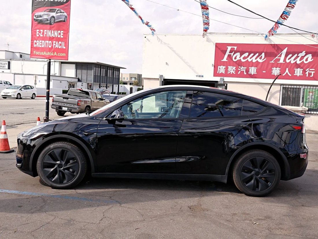 Suv in El Monte, CA, United States 4 - 19156661