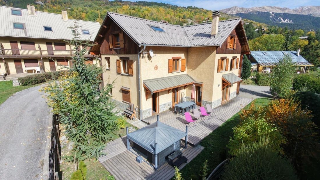 Maison à La Salle-les-Alpes, Provence-Alpes-Côte d'Azur, France 1 - 19143940