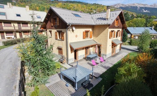 Casa a La Salle-les-Alpes, Provenza-Alpi-Costa Azzurra, Francia 1