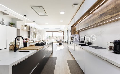House in la Pobla de Vallbona, Valencian Community, Spain 1